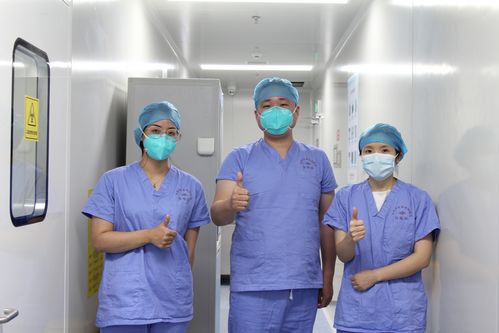 一线心声丨单手拧管2000次女孩 这是一群人的战斗 而我只是一个缩影